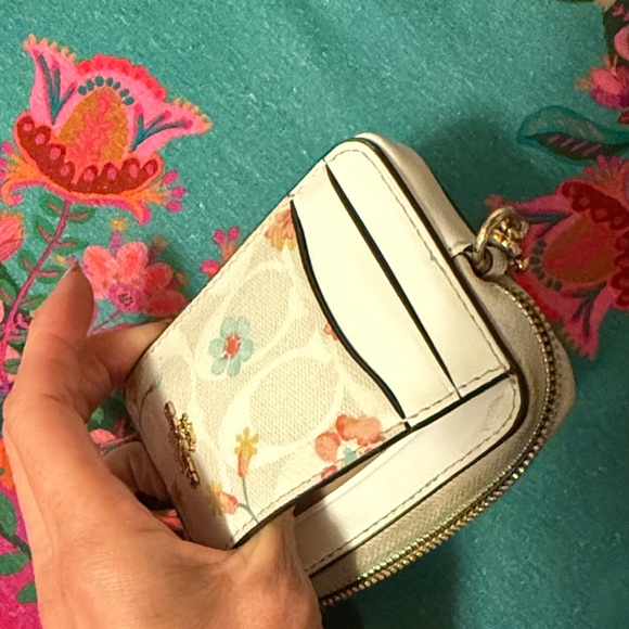 Coach Floral Print Wallet with Gold Chain - Picture 4 of 7